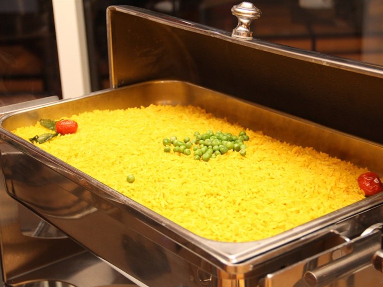 Sumptuous Iftar at Movenpick Hotel 